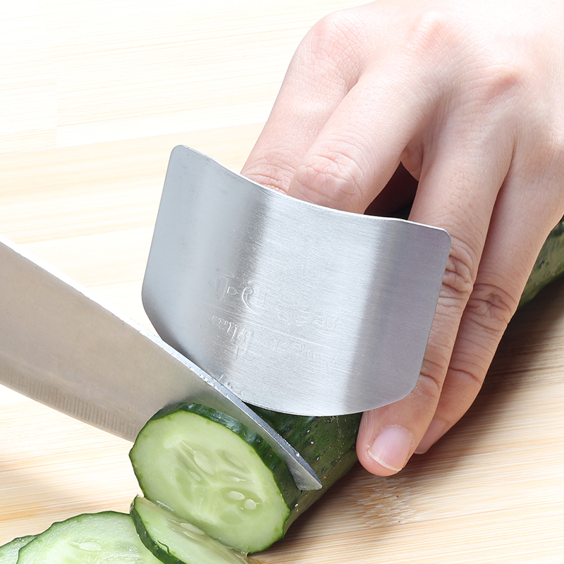 不銹鋼護指器多功能切菜護手器手指衛士保護器防切手器廚房小工具